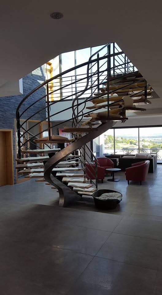 Escaliers Métal Sur Mesure Nancy — Escalier