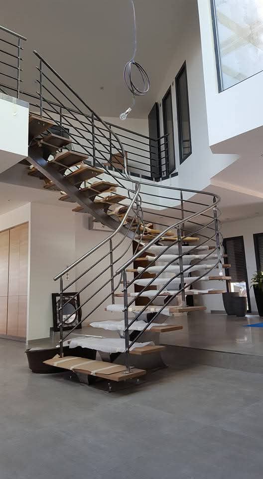 Escaliers Métal Sur Mesure Nancy — Escalier