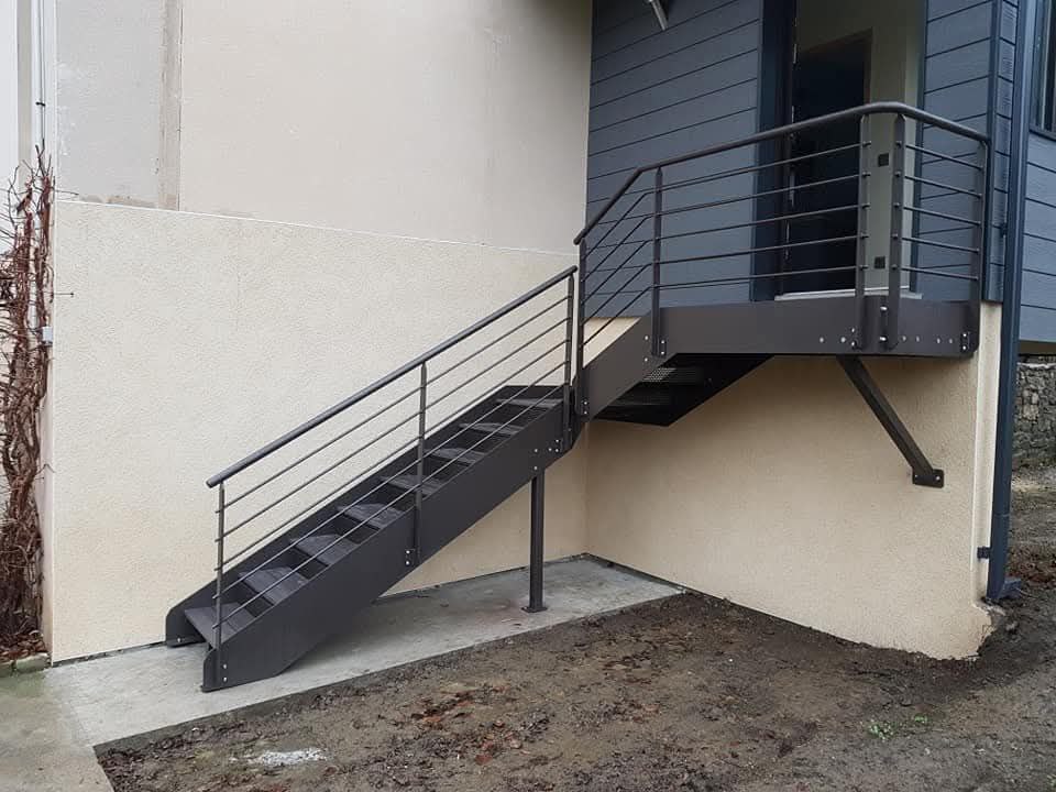 Escaliers Métal Sur Mesure Nancy — Escalier